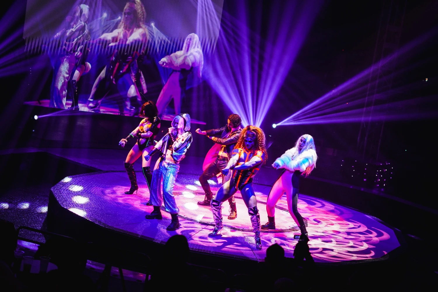 the-party-el-show-alegria-live-16