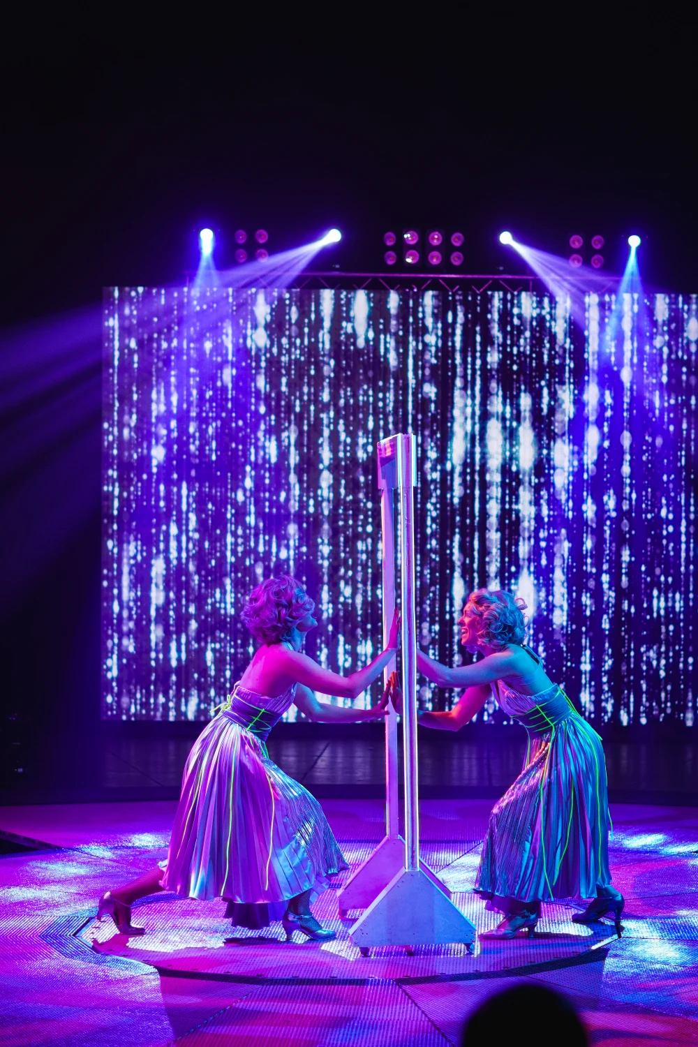 the-party-el-show-alegria-live-9